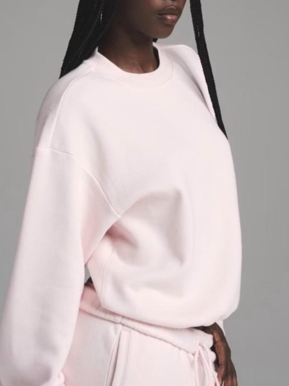 SKIMS Crewneck Fleece (Pretty Pale Pink)